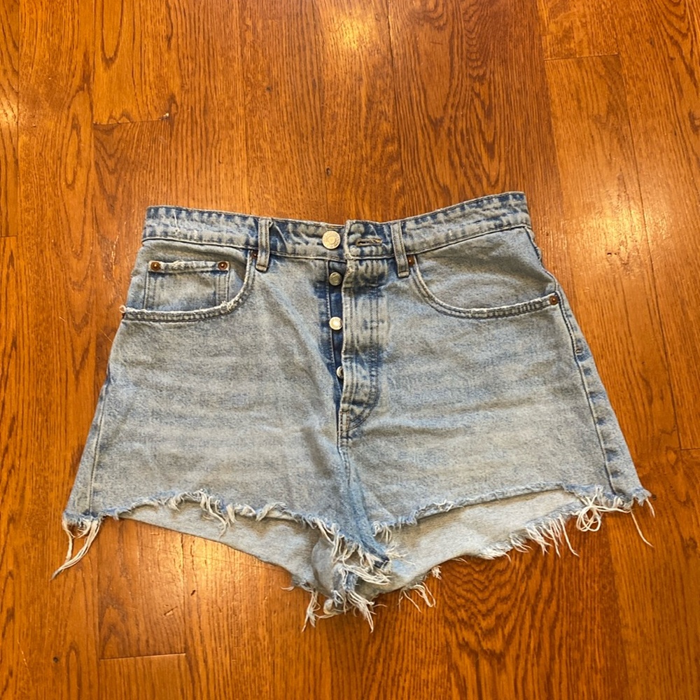 Zara light wash jean shorts